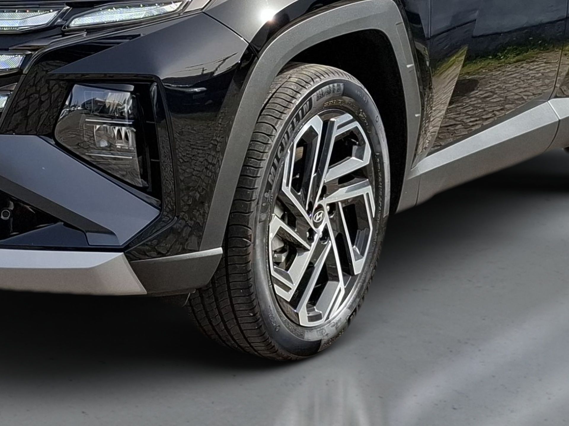 Hyundai Tucson PHEV 1.6 TGDI AT e-Vanguard MY25 — photo 5
