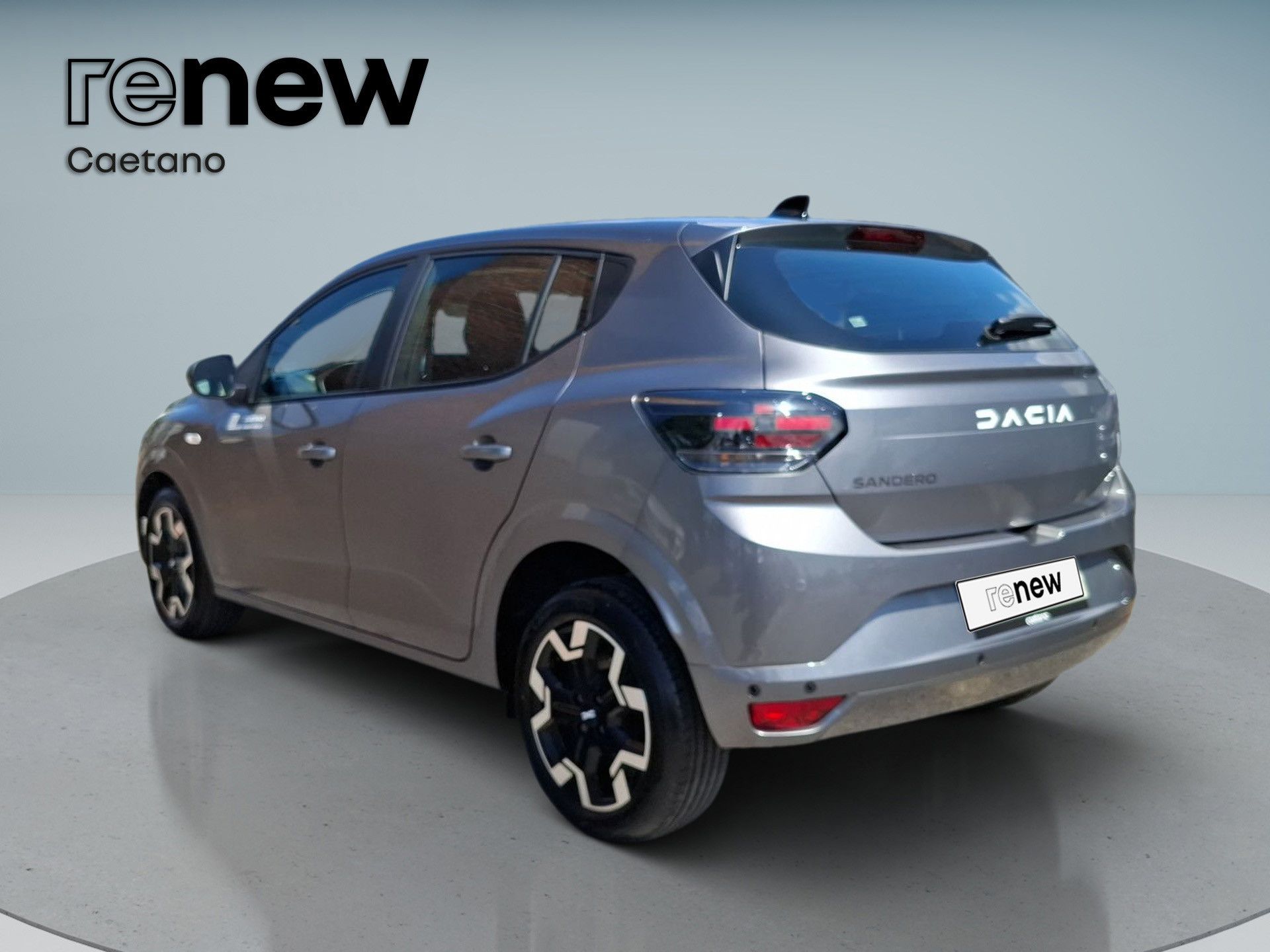 Dacia Sandero ECO-G 100 Bi-Fuel Journey — photo 2