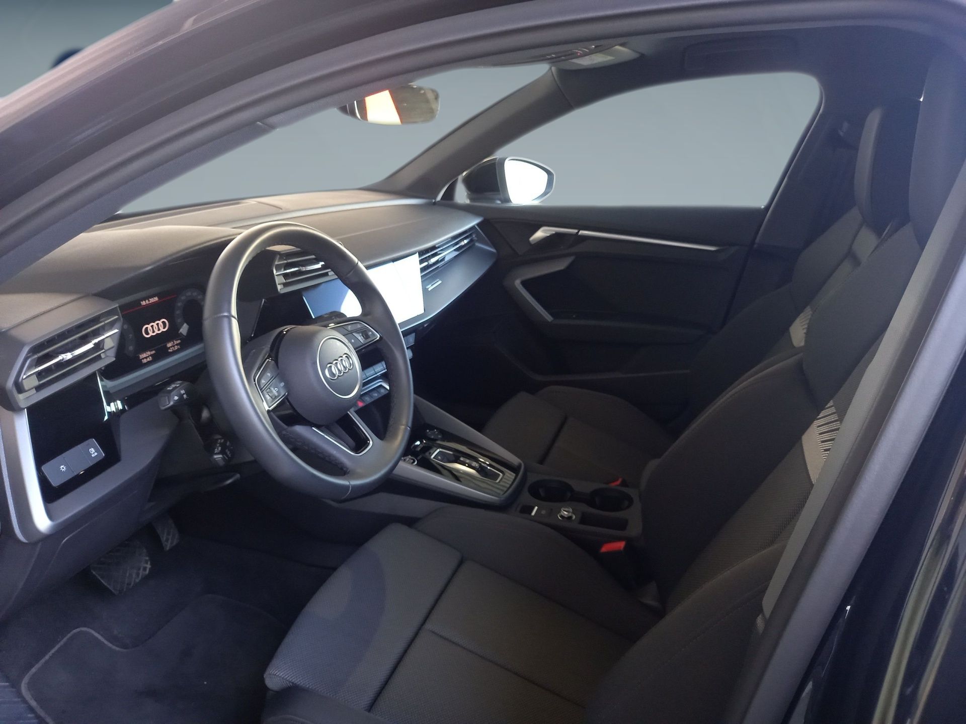 Audi A3 30 TFSI S tronic Advanced — photo 5