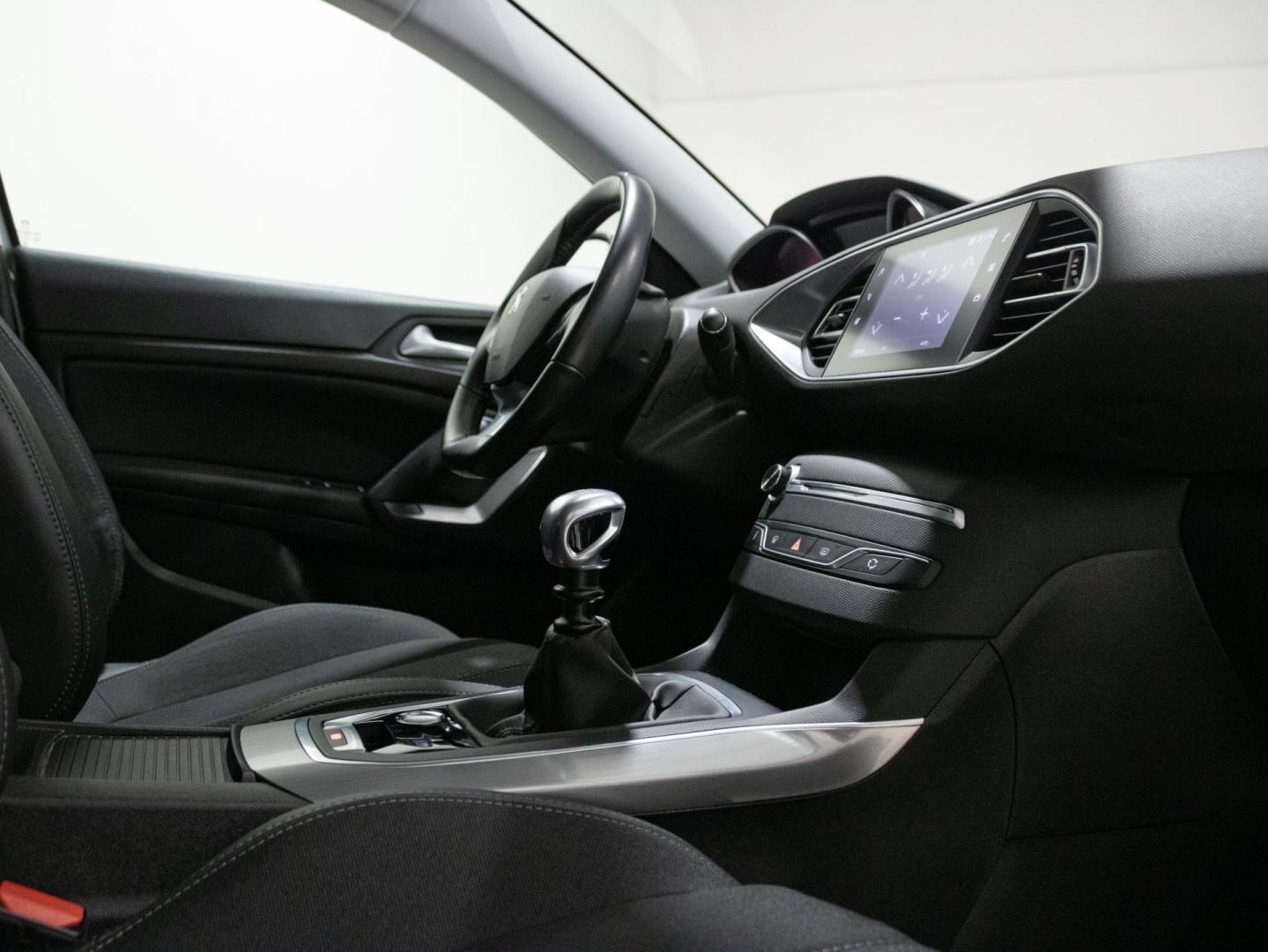 Peugeot 308 5p Allure 1.2 PureTech 81KW (110CV)