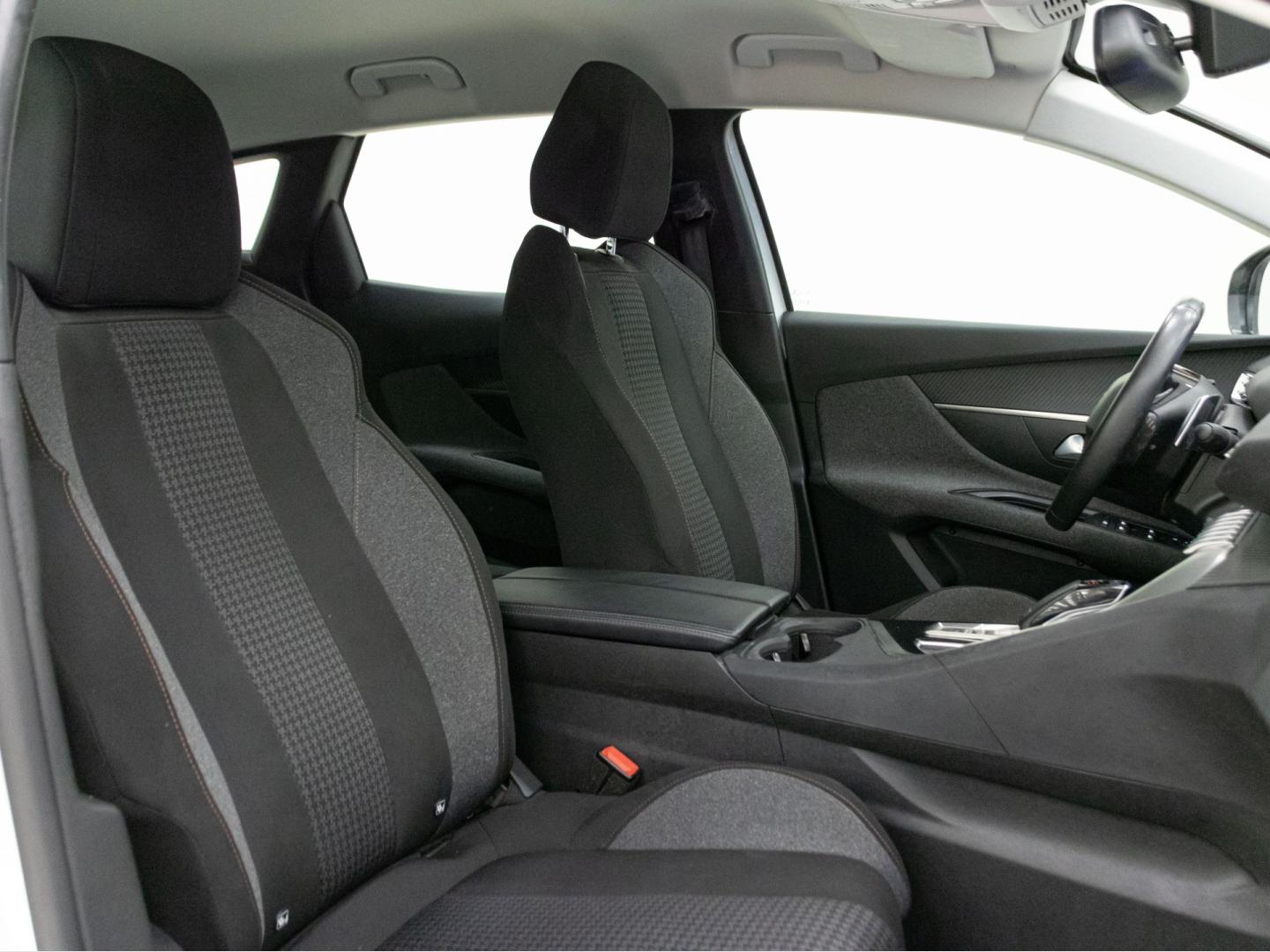 Peugeot 3008 1.5 BlueHDi 96kW Active Pack EAT8