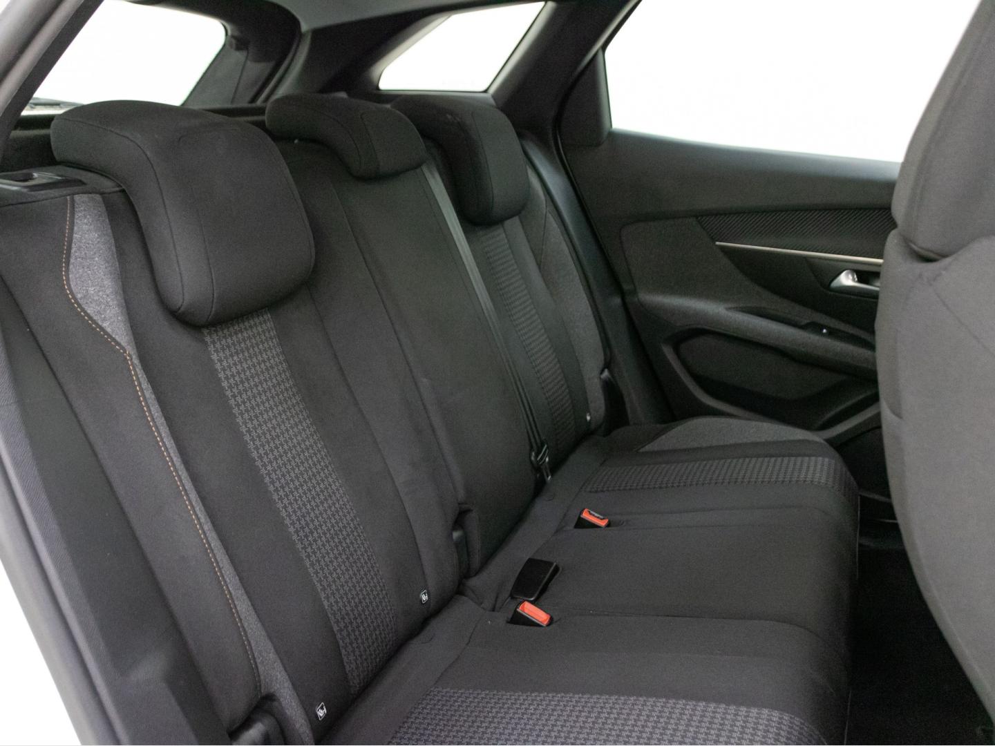 Peugeot 3008 1.5 BlueHDi 96kW Active Pack EAT8