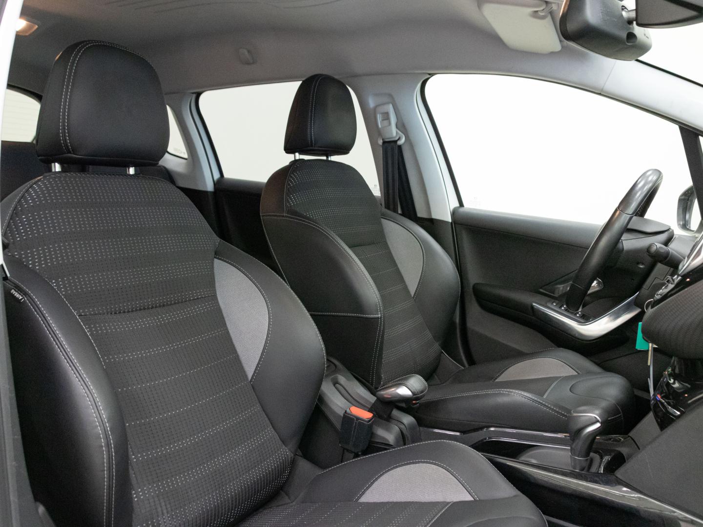 Peugeot 2008 Allure 1.2 PureTech 81KW (110CV)S&S EAT6