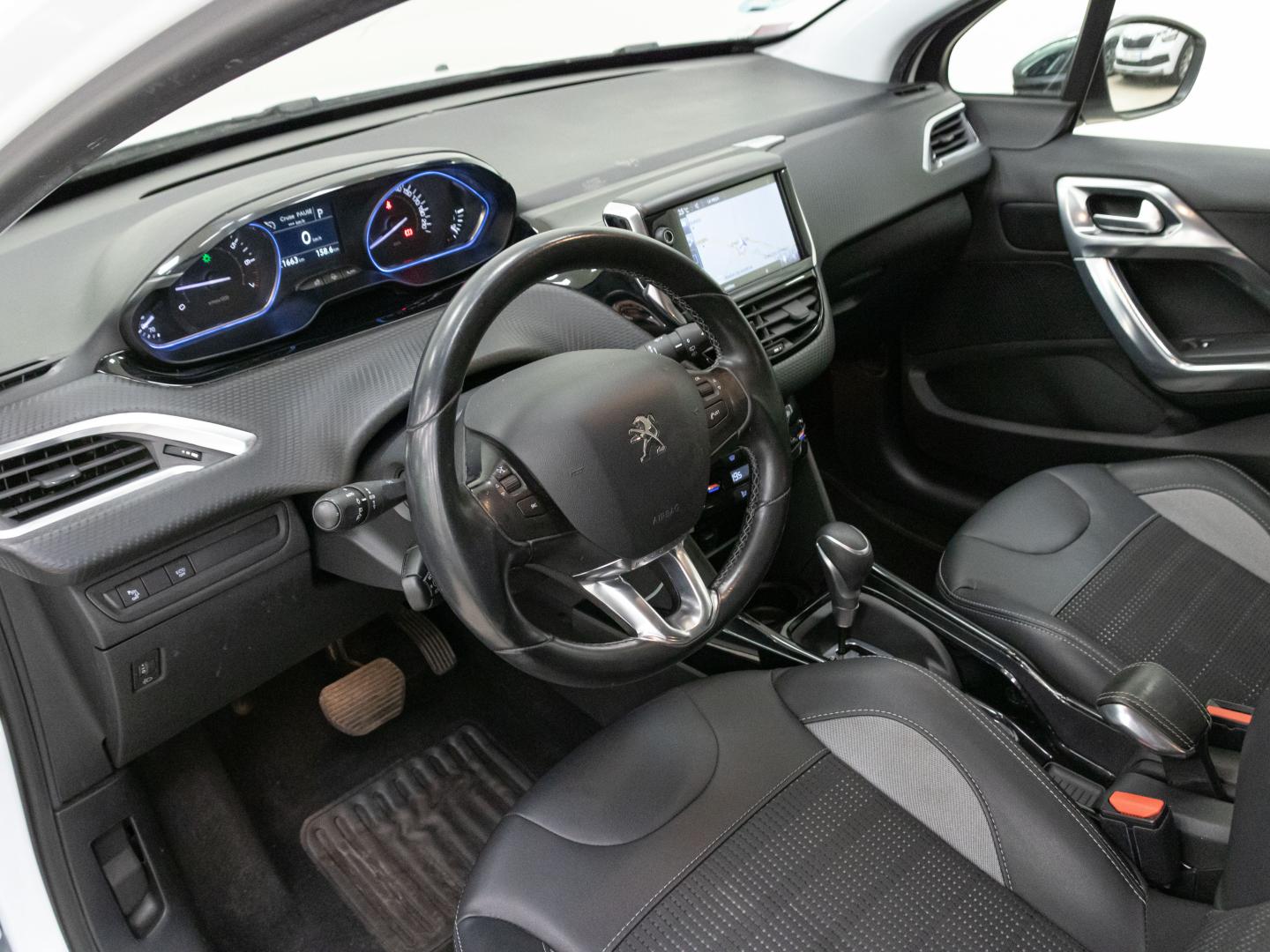 Peugeot 2008 Allure 1.2 PureTech 81KW (110CV)S&S EAT6