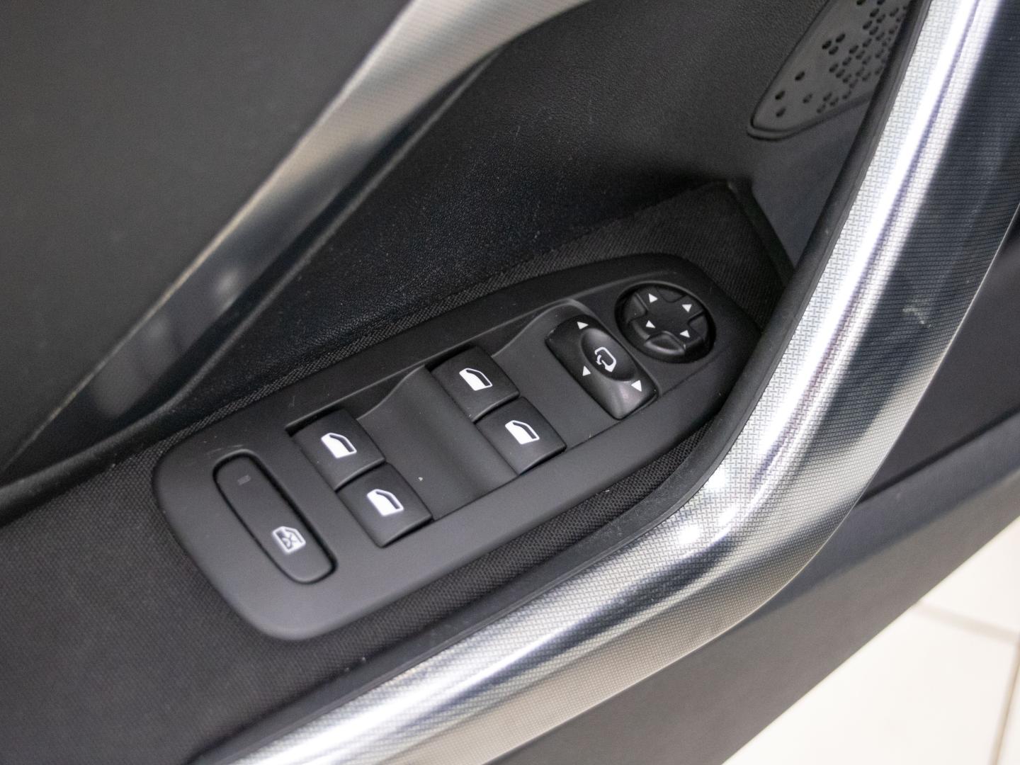 Peugeot 2008 Allure 1.2 PureTech 81KW (110CV)S&S EAT6