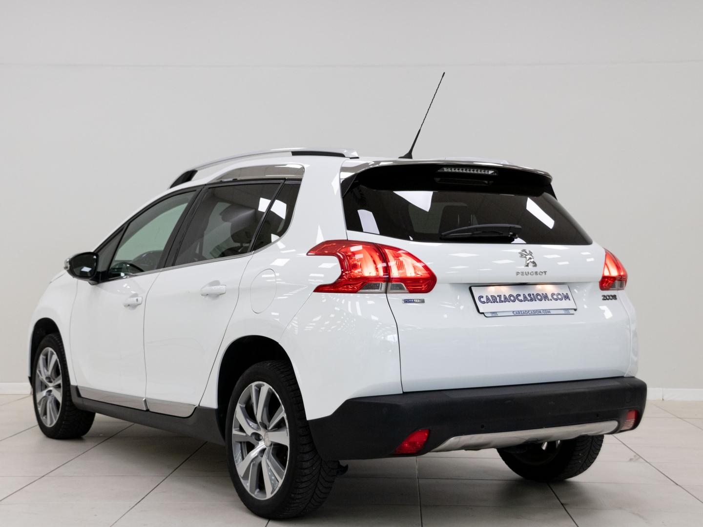 Peugeot 2008 Allure 1.2 PureTech 81KW (110CV)S&S EAT6