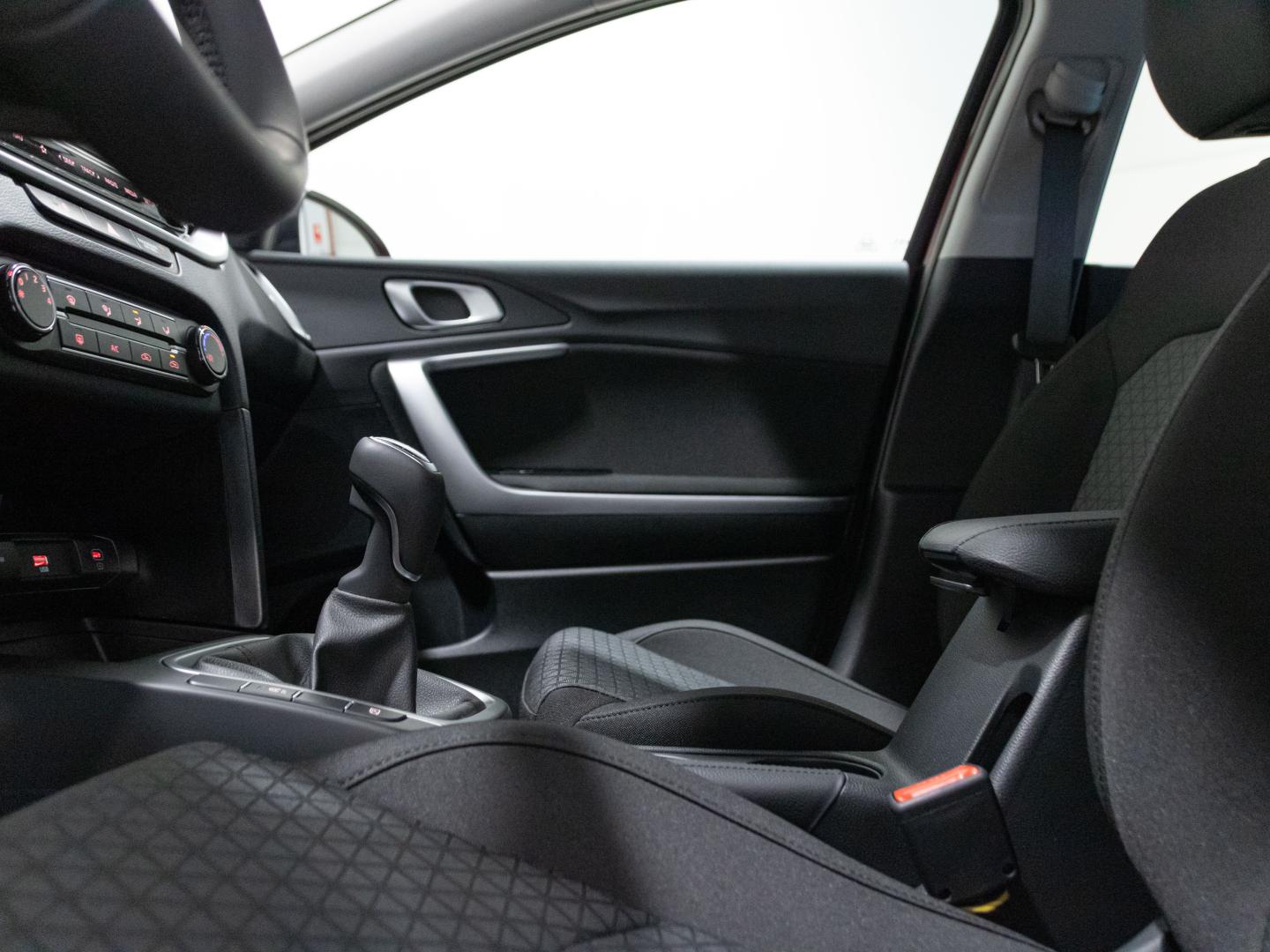 Kia Ceed 1.0 T-GDi 74kW (100CV) Concept