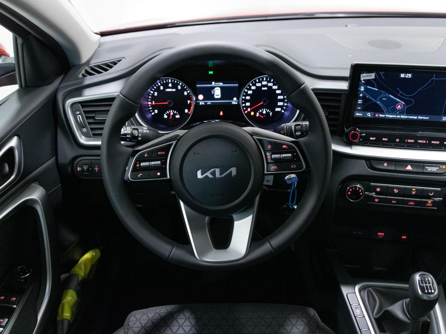 Kia Ceed 1.0 T-GDi 74kW (100CV) Concept