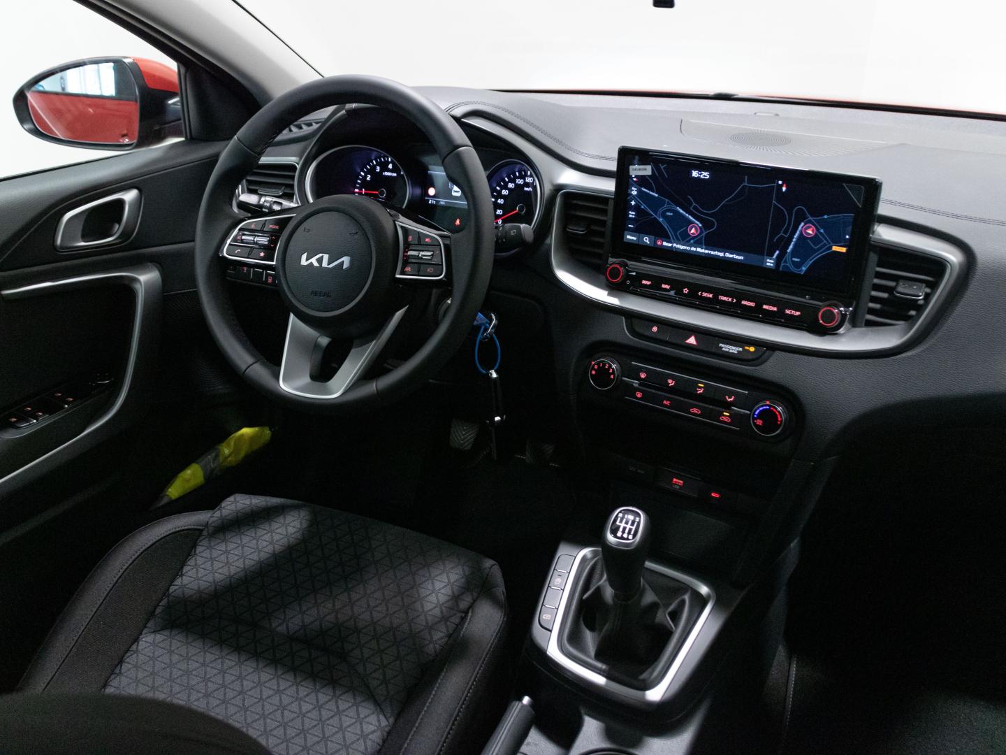Kia Ceed 1.0 T-GDi 74kW (100CV) Concept
