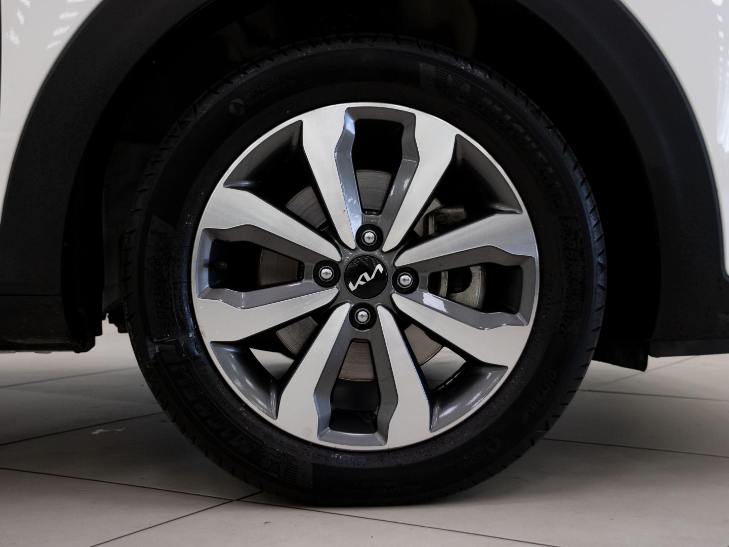 Kia Stonic 1.2 DPi 62kW (84CV) Concept