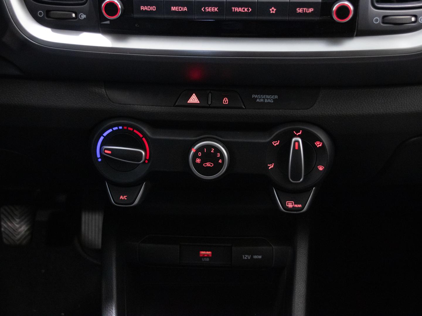 Kia Stonic 1.2 DPi 62kW (84CV) Concept