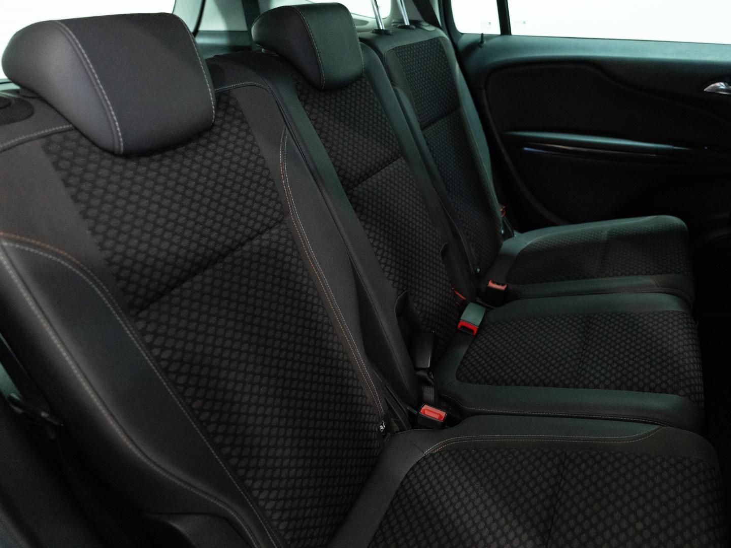 Opel Zafira Tourer 1.4 T 103kW (140CV) Excellence Auto 17