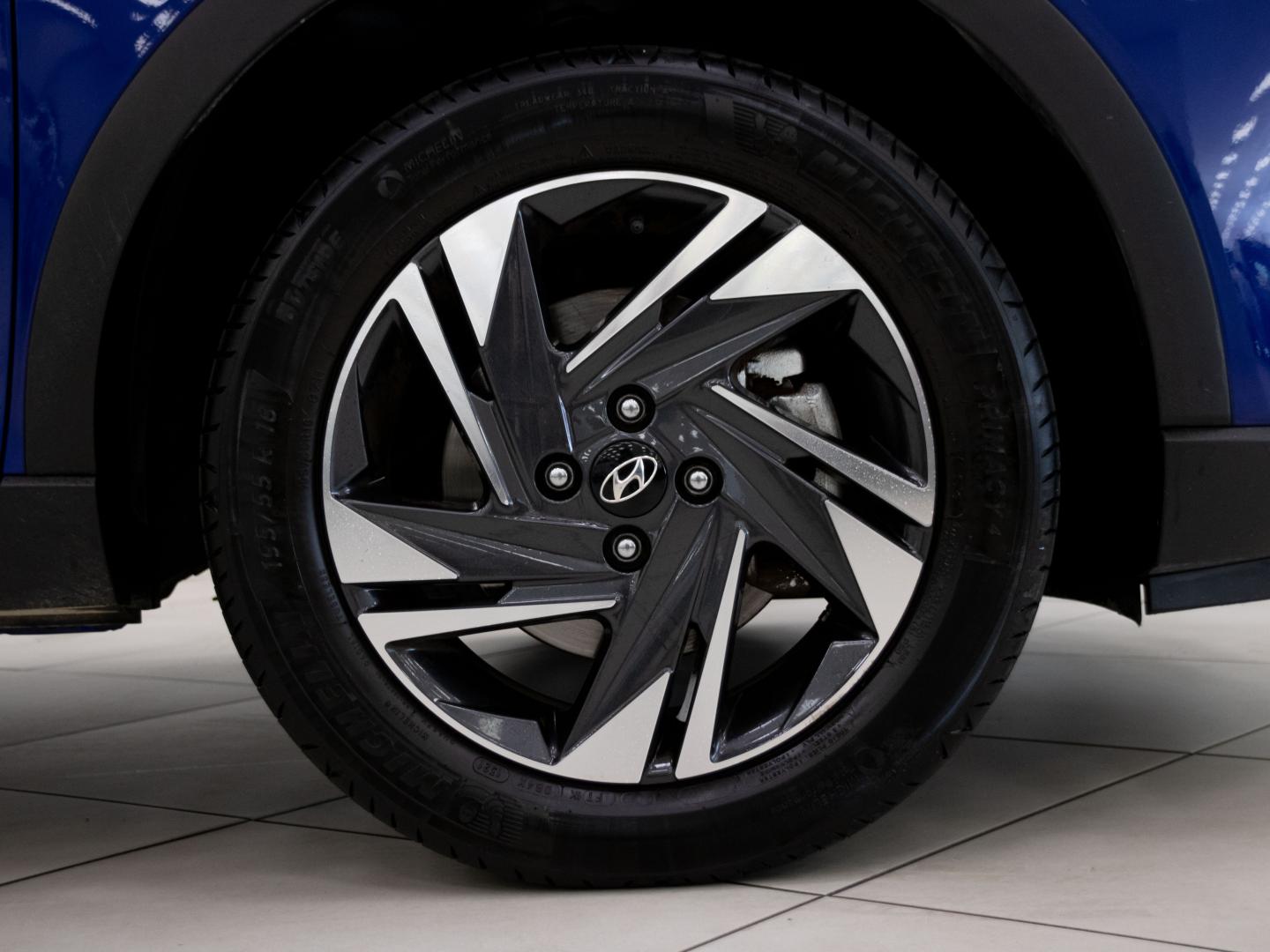 Hyundai Bayon 1.0 TGDI 74kW (100CV) 48V Maxx