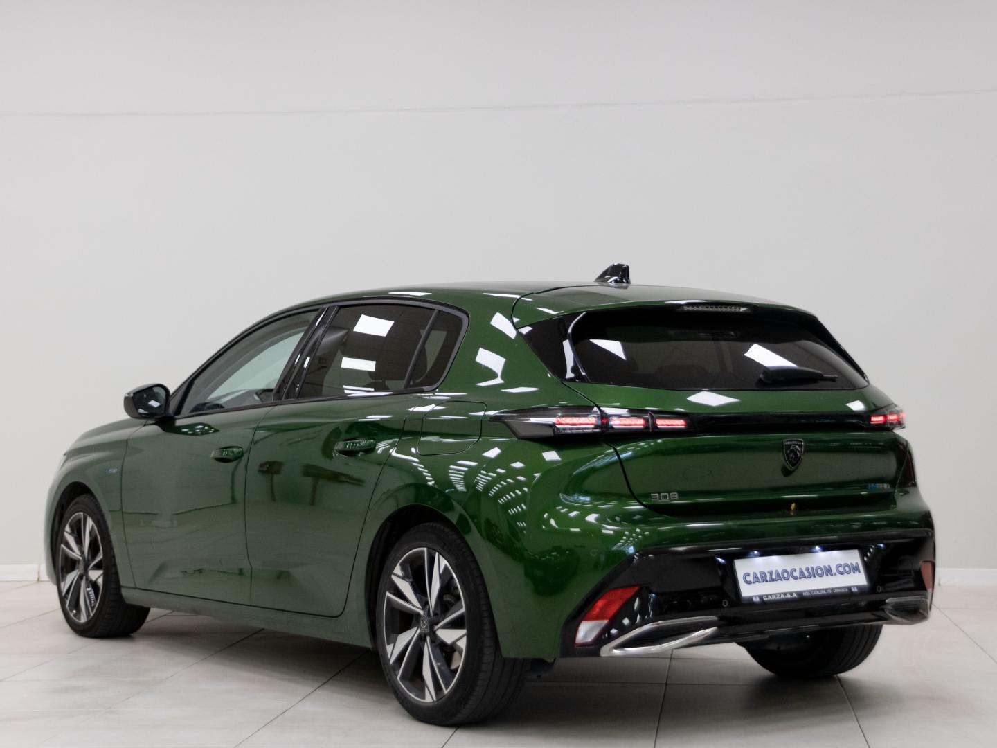 Peugeot 308 5P Allure Hybrid 180 eEAT8