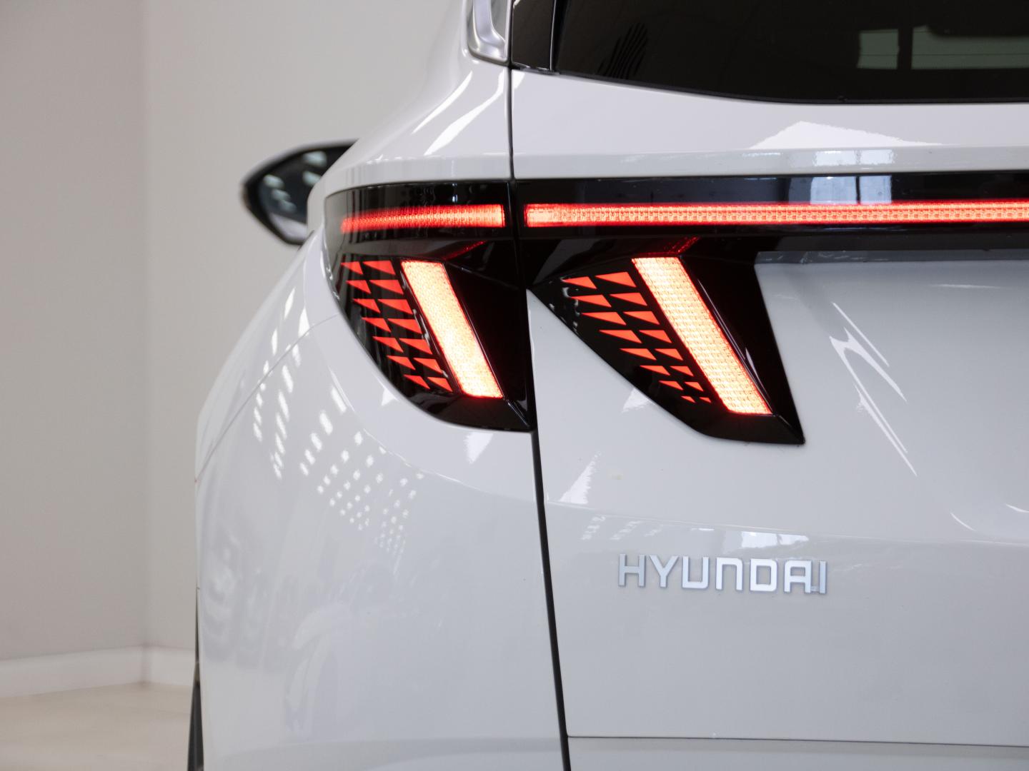 Hyundai Tucson 1.6T 158kW (215CV) HEV AT Tecno Sky