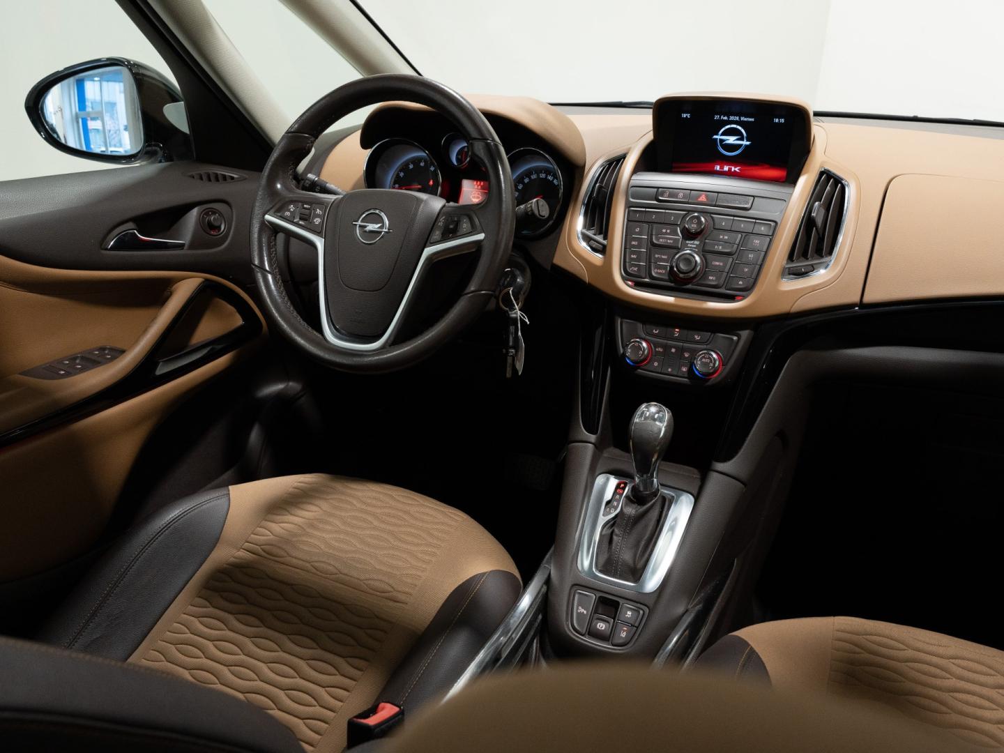 Opel Zafira Tourer 1.4 T 103kW (140CV) Excellence Auto 17