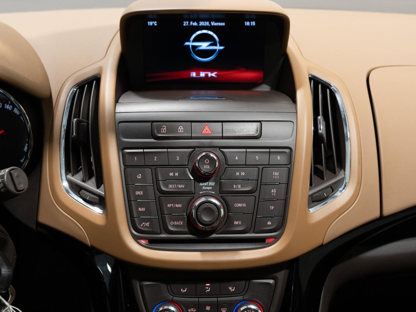 Opel Zafira Tourer 1.4 T 103kW (140CV) Excellence Auto 17