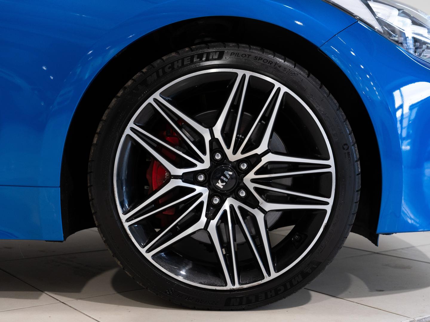 Kia Stinger 3.3 T-GDi 269kW (366CV) GT 4x4