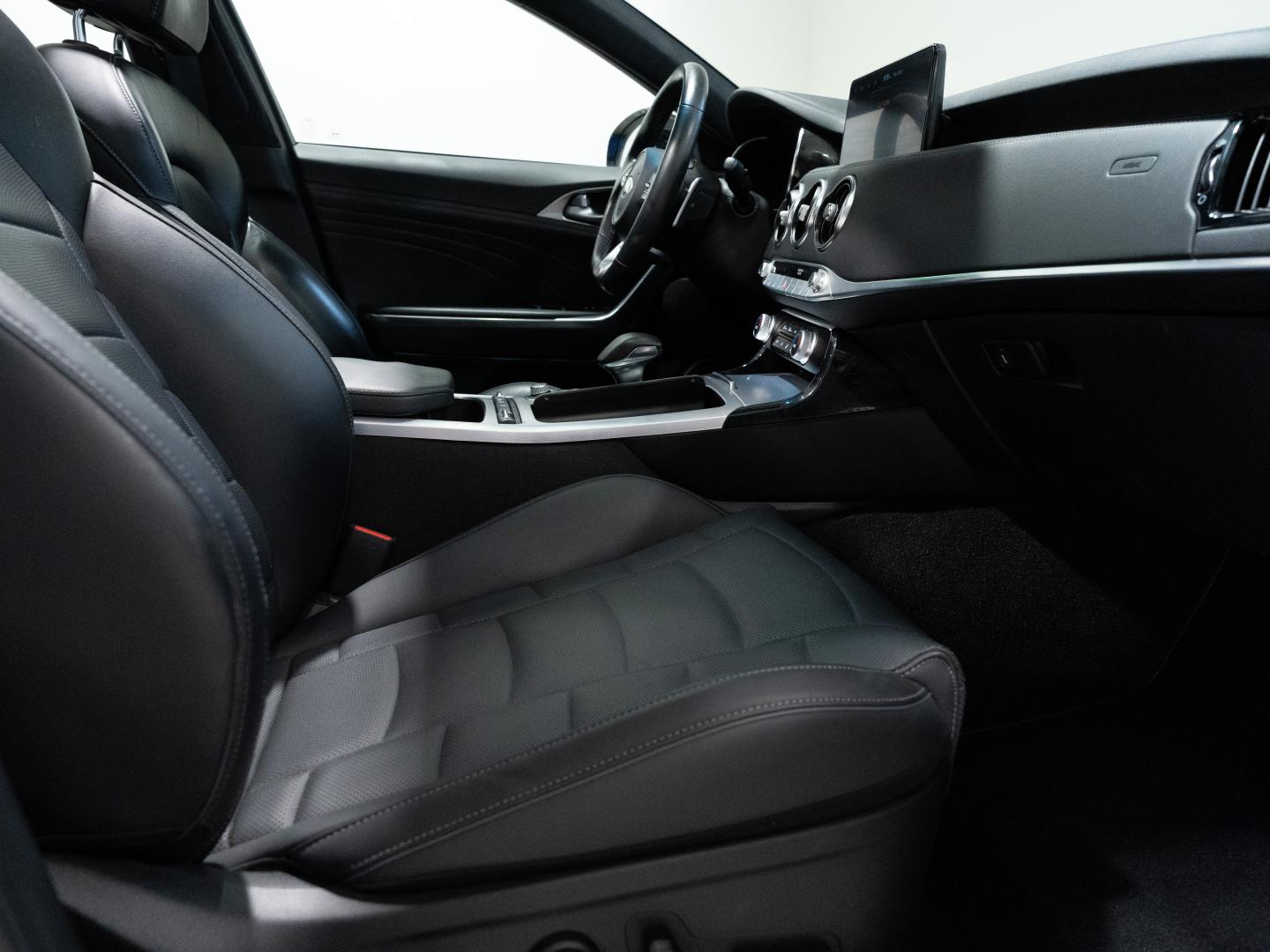 Kia Stinger 3.3 T-GDi 269kW (366CV) GT 4x4