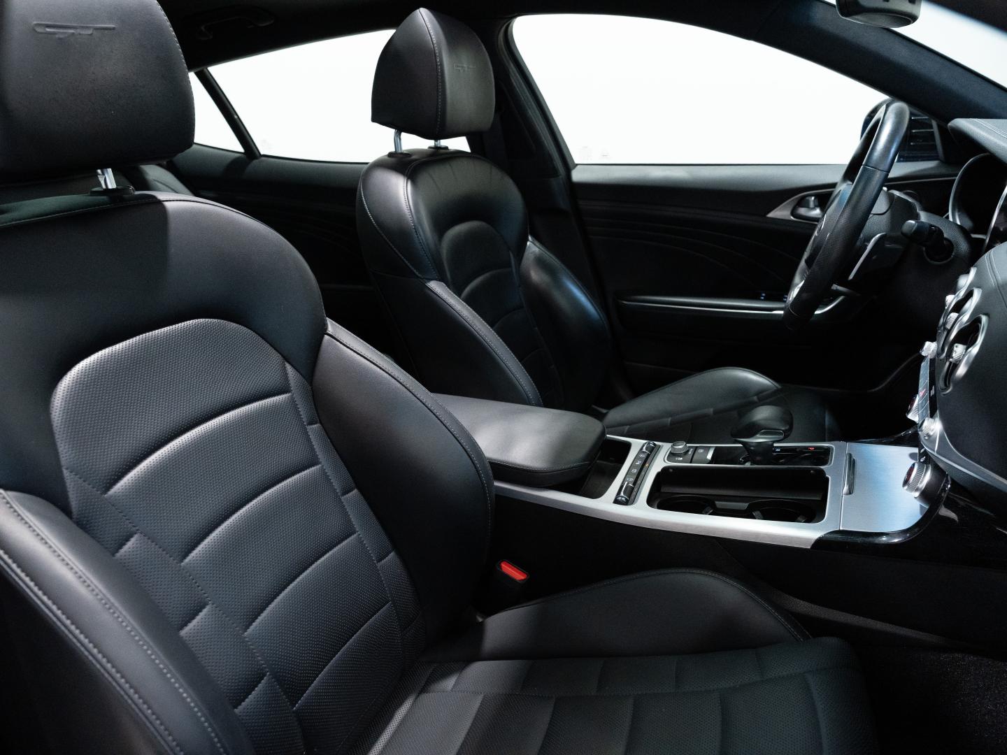 Kia Stinger 3.3 T-GDi 269kW (366CV) GT 4x4