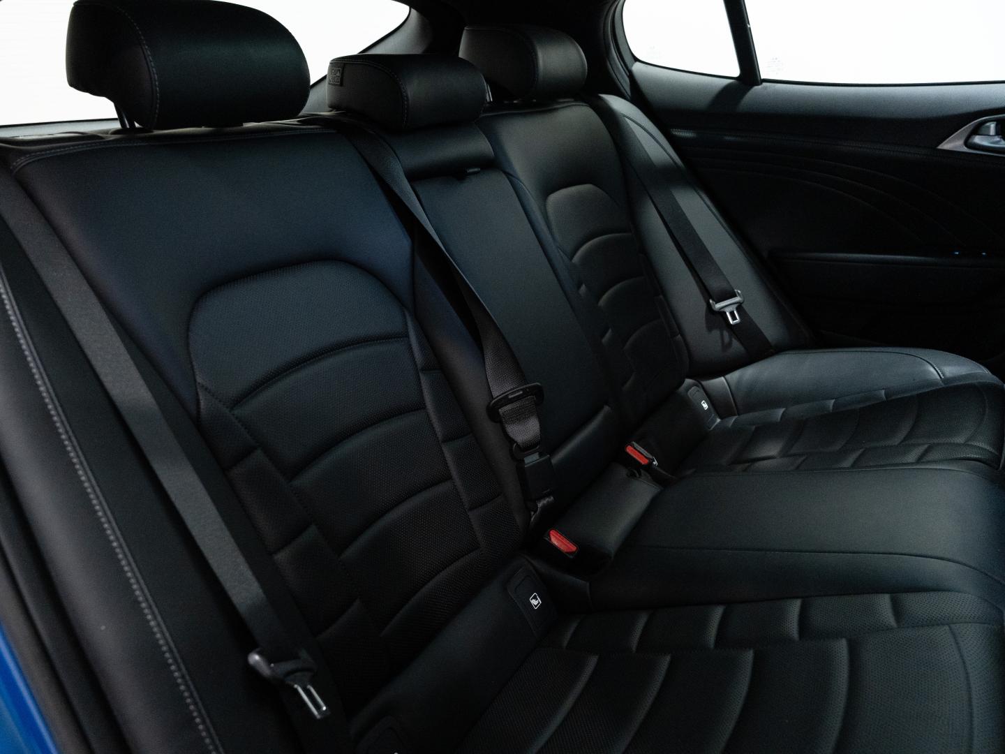 Kia Stinger 3.3 T-GDi 269kW (366CV) GT 4x4