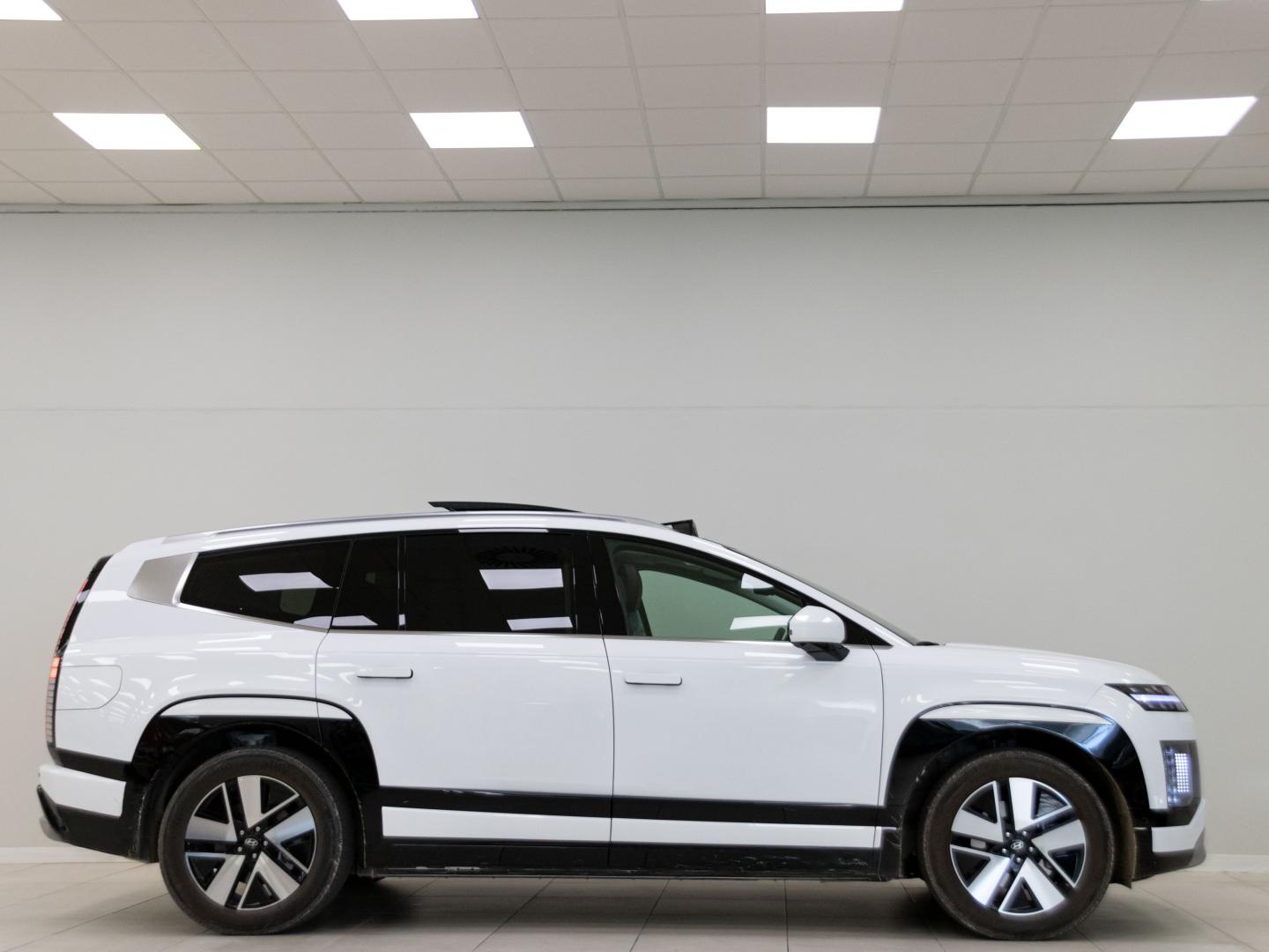 Hyundai IONIQ 9 110kWh AWD Energy