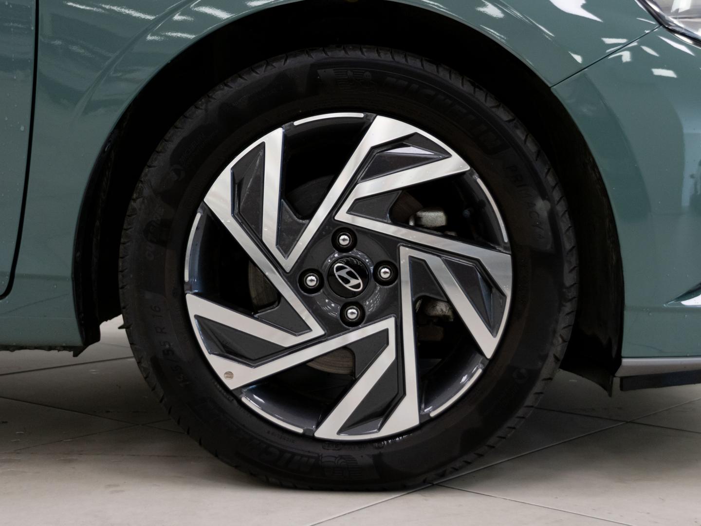 Hyundai i20 1.0 TGDI Klass