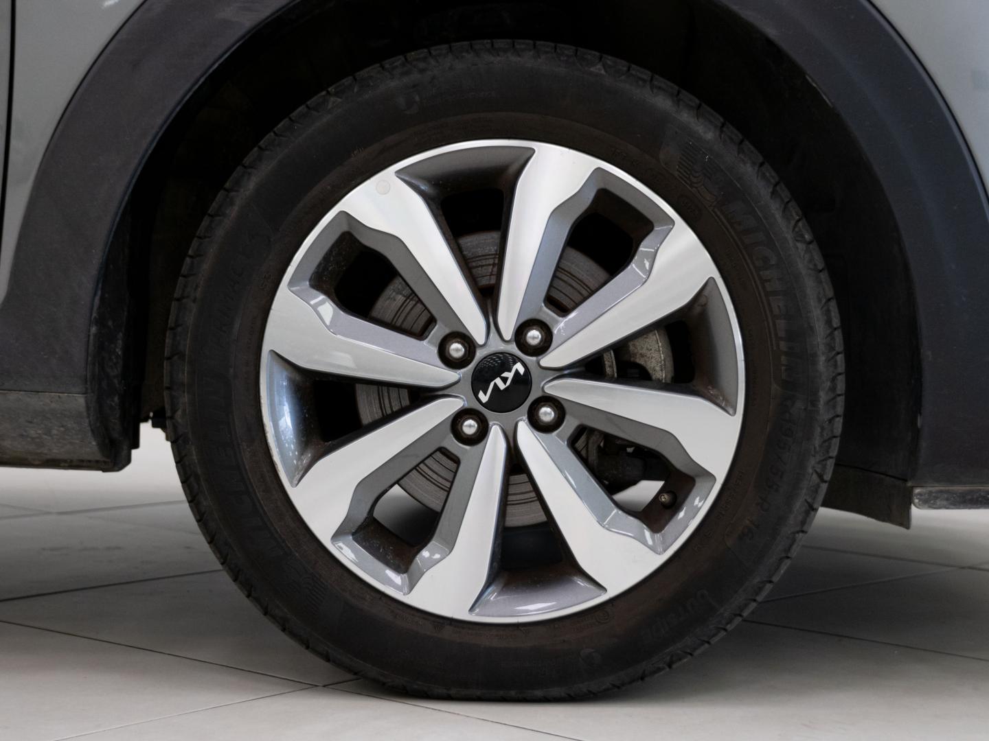 Kia Stonic 1.2 DPi 62kW (84CV) Concept