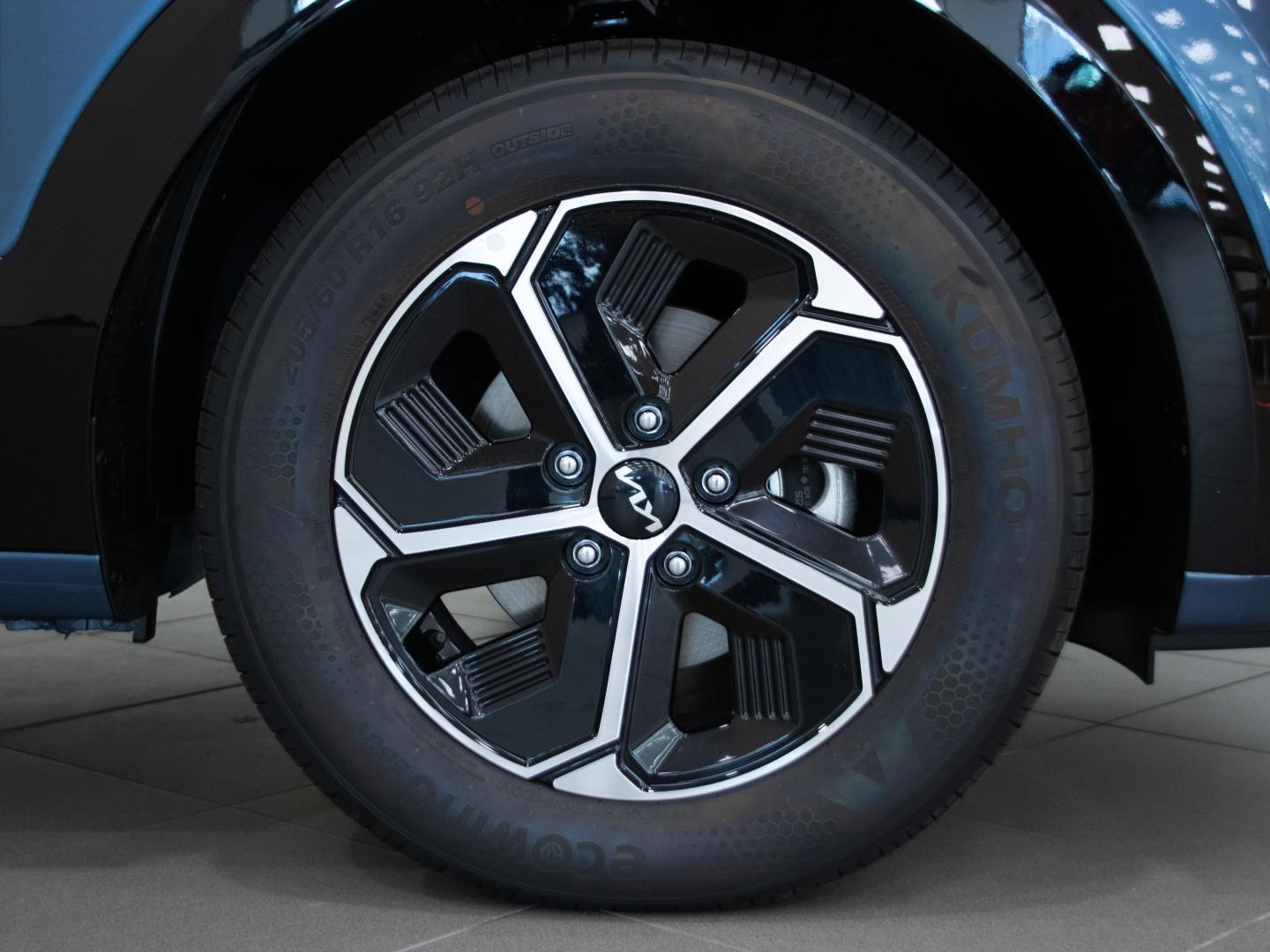 Kia Niro 1.6 GDi PHEV 135kW (183CV) Drive