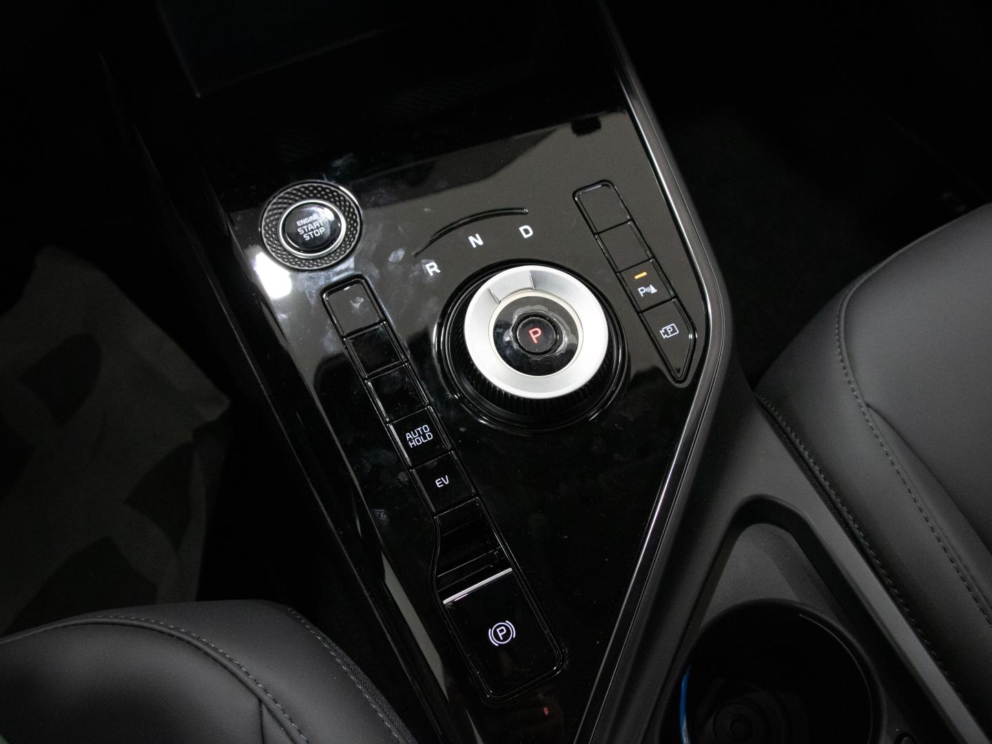 Kia Niro 1.6 GDi PHEV 135kW (183CV) Drive