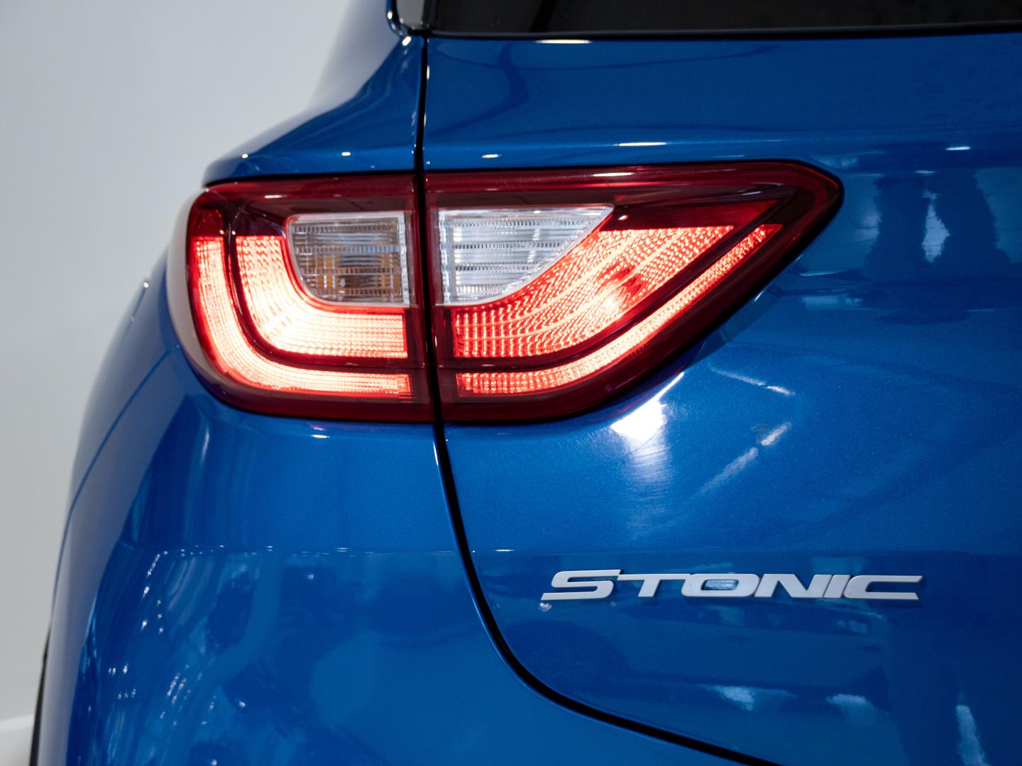 Kia Stonic 1.0 T-GDi 74kW (100CV) MHEV MT Drive