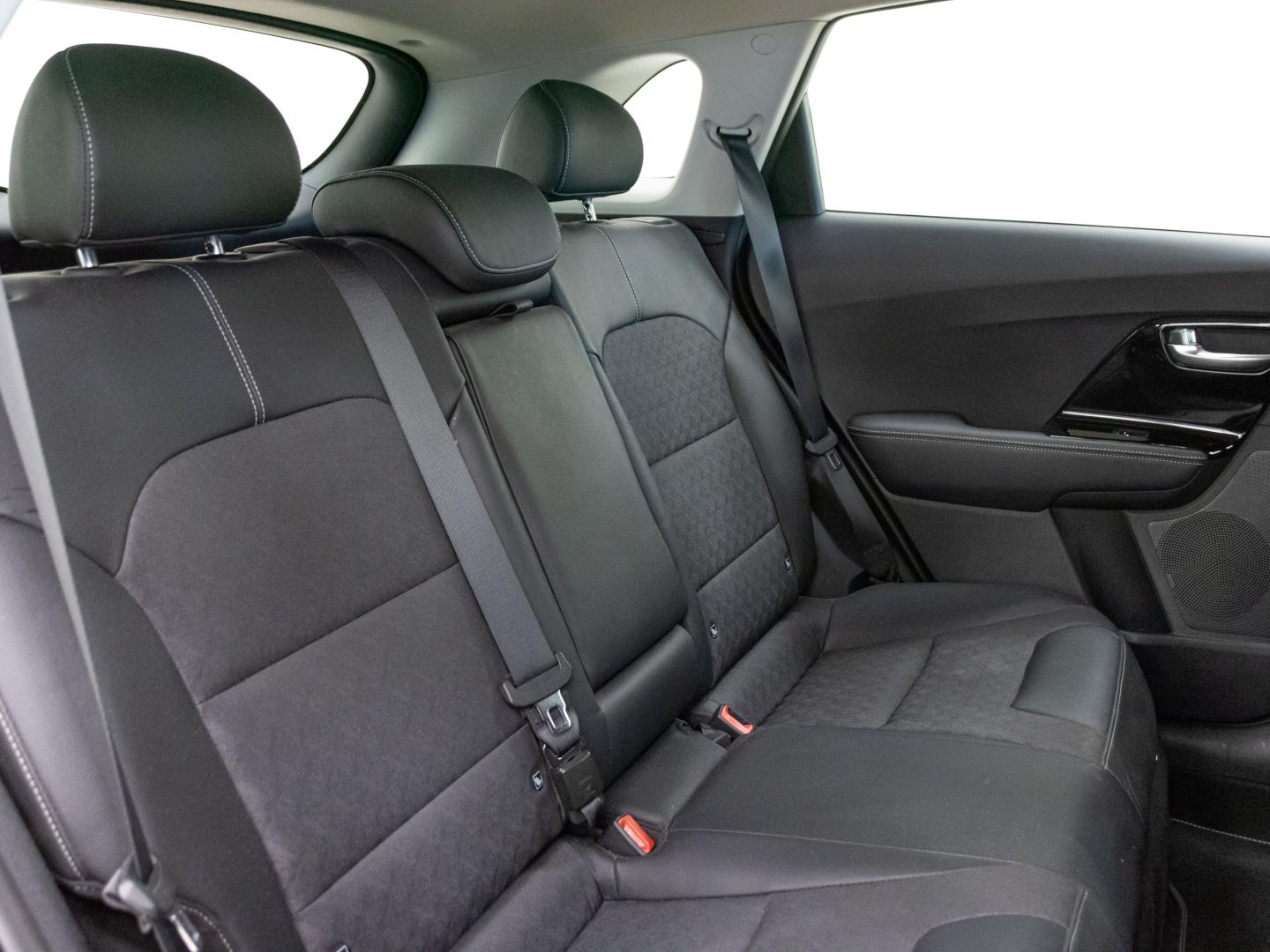 Kia Niro 1.6 GDi HEV 104kW (141CV) Drive