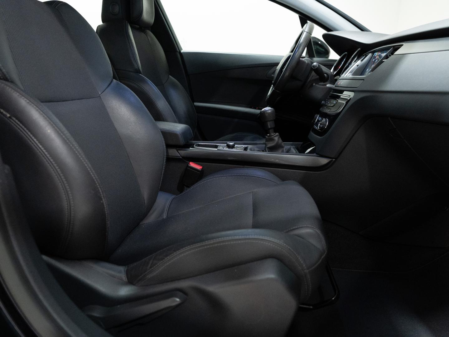 Peugeot 508 Allure 2.0 HDI 140cv