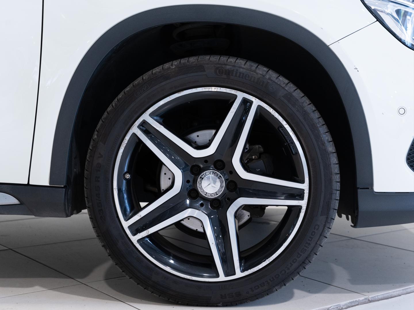 Mercedes Benz GLA GLA 200 d AMG Line