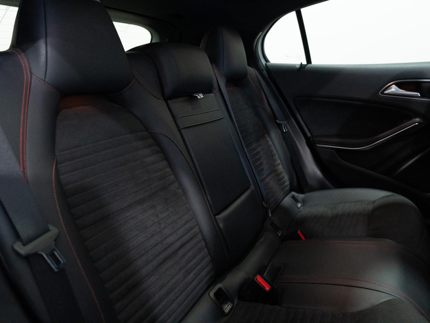 Mercedes Benz GLA GLA 200 d AMG Line