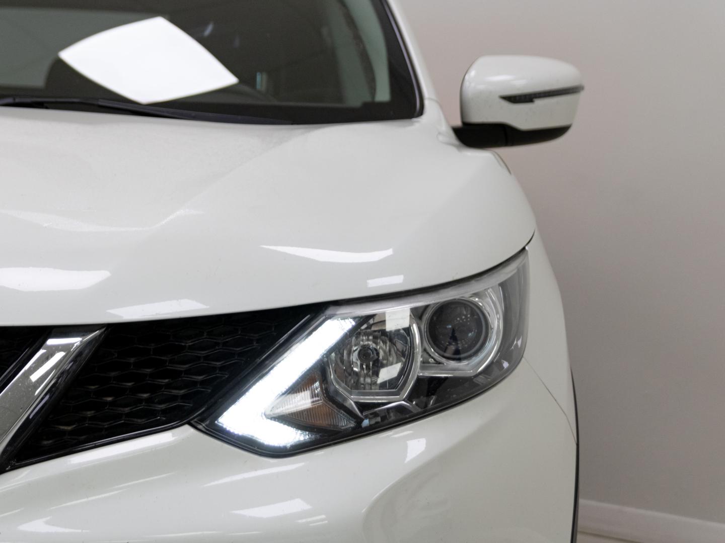 Nissan Qashqai 1.2i DIG-T ACENTA 4X2 XTRONIC