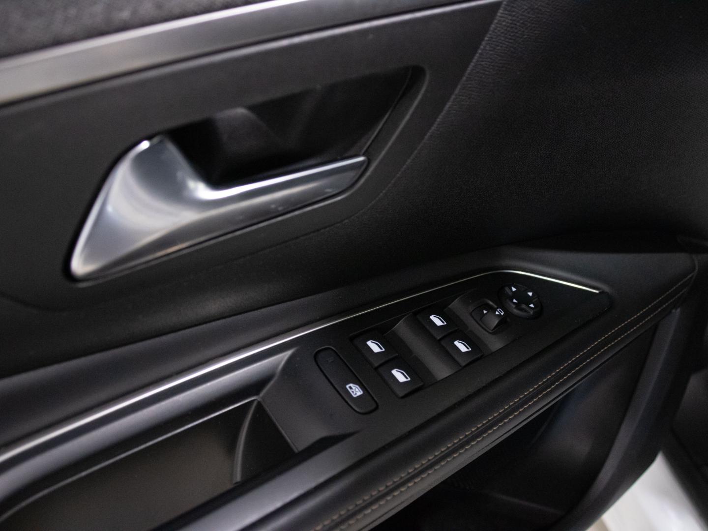 Peugeot 5008 GT Line 1.5L BlueHDi 96kW (130CV) S&S