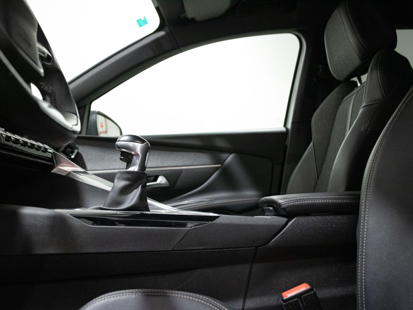 Peugeot 5008 GT Line 1.5L BlueHDi 96kW (130CV) S&S