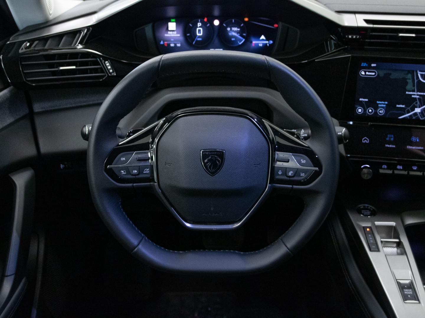 Peugeot 308 5P Allure BlueHDi 130 S&S EAT8