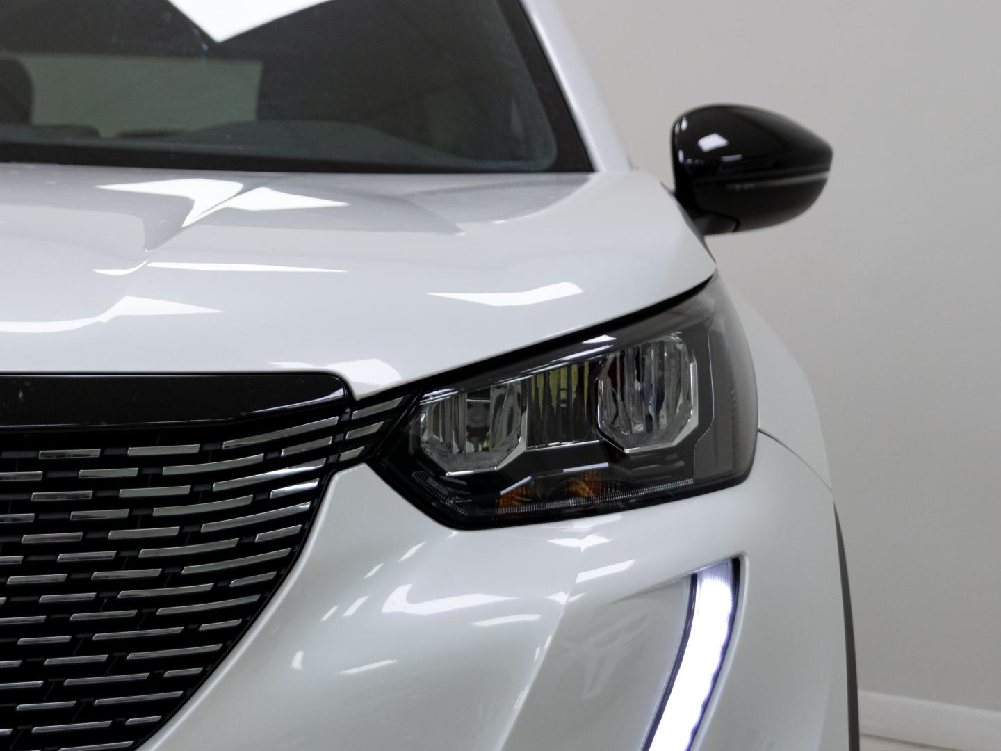 Peugeot 2008 Allure Pack Puretech 100 S&S 6 Vel. MAN