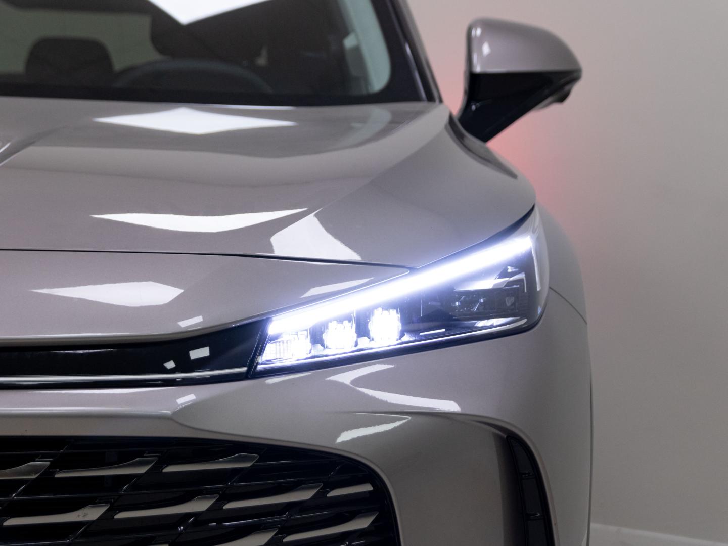 MG HS 1.5T Luxury DCT