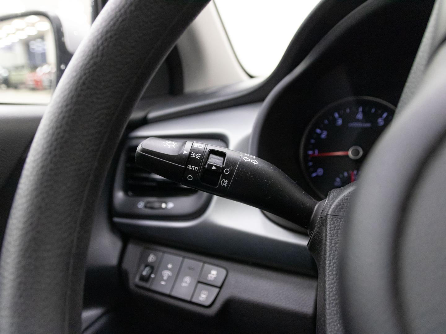 Kia Rio 1.0 T-GDi 74kW (100CV) MHEV iMT Concept