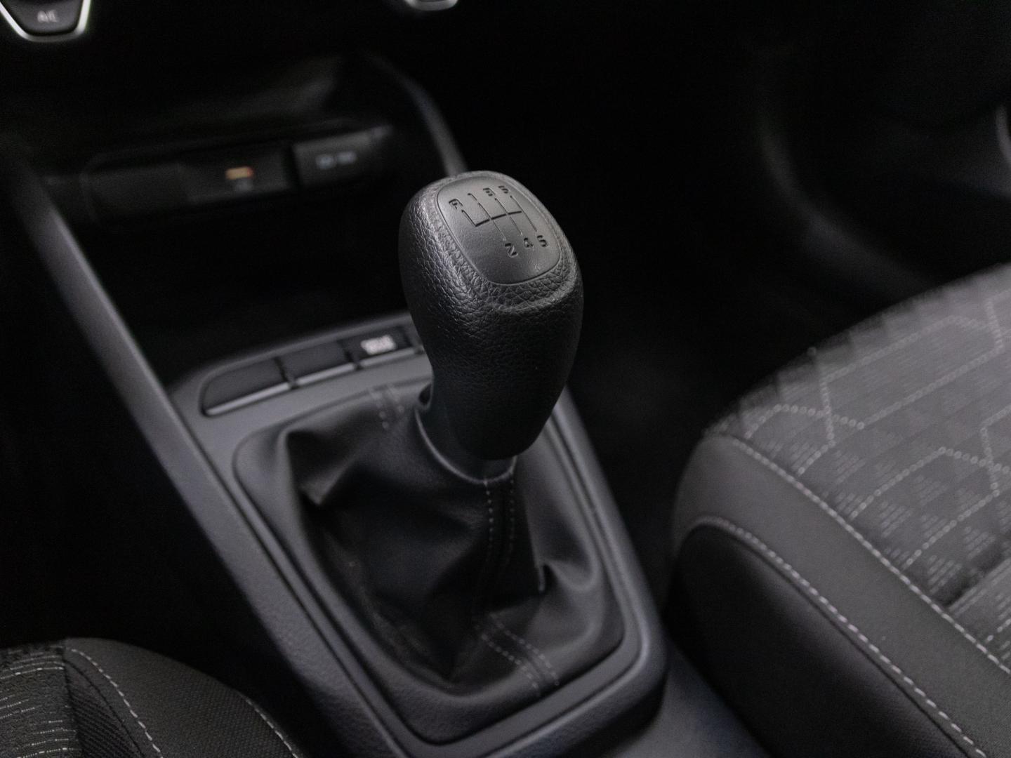 Kia Rio 1.0 T-GDi 74kW (100CV) MHEV iMT Concept