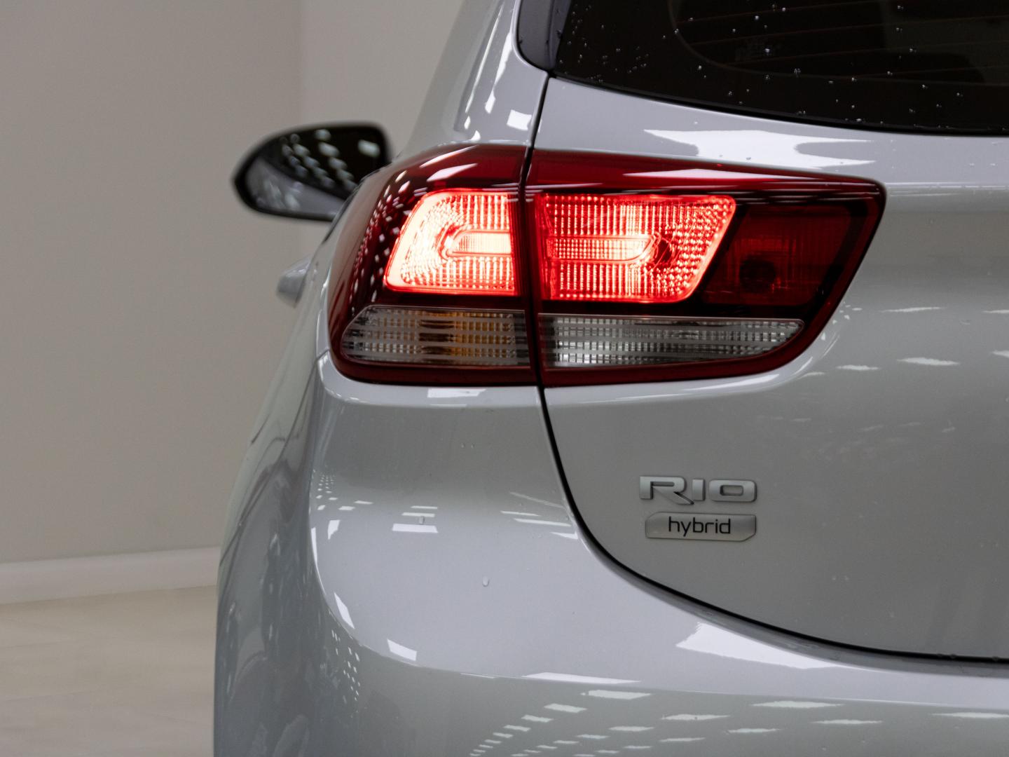 Kia Rio 1.0 T-GDi 74kW (100CV) MHEV iMT Concept