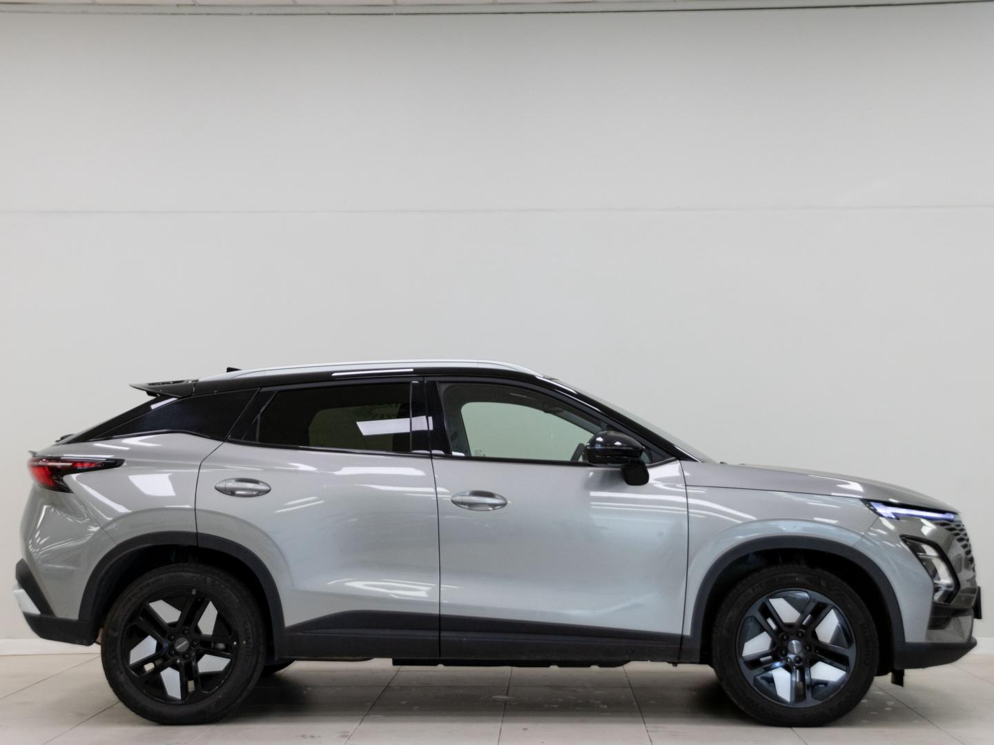 Omoda 5 MY25 - Premium 1.6 TGDI 108kW (145cv)