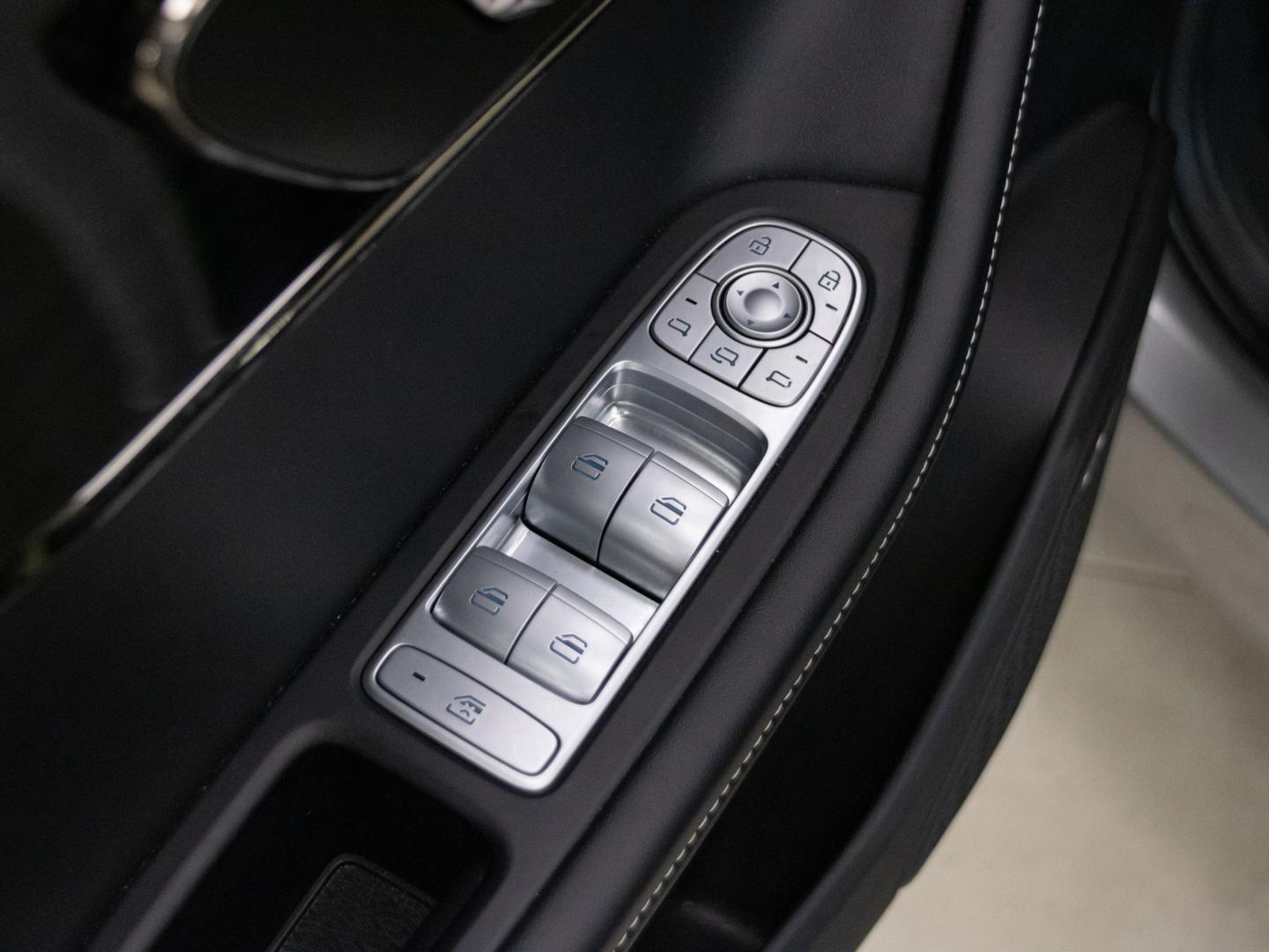 Omoda 5 MY25 - Premium 1.6 TGDI 108kW (145cv)