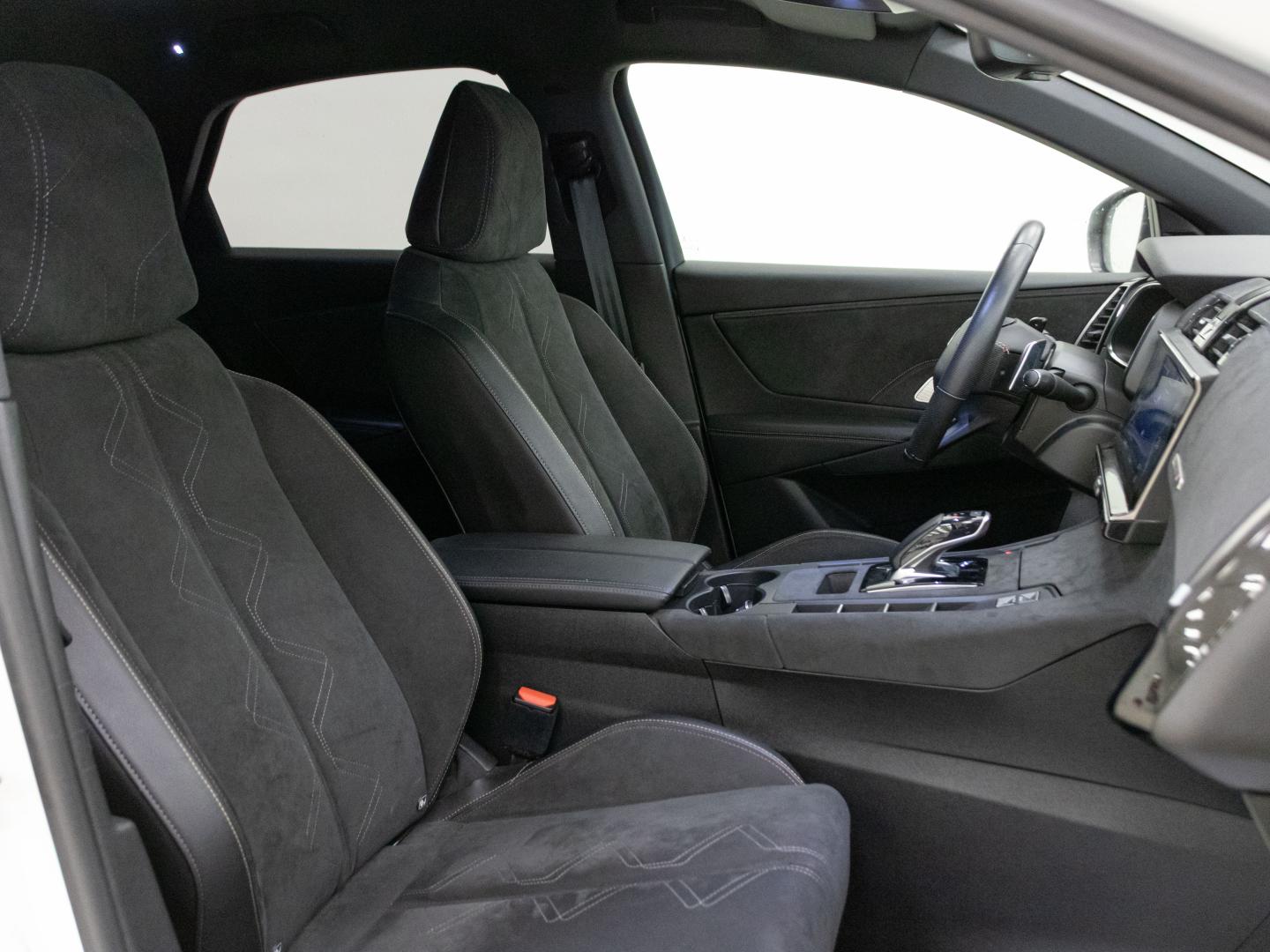 DS DS 7 Crossback E-Tense 1.6 E-Tense 300 PERF. LINE + Auto 4WD