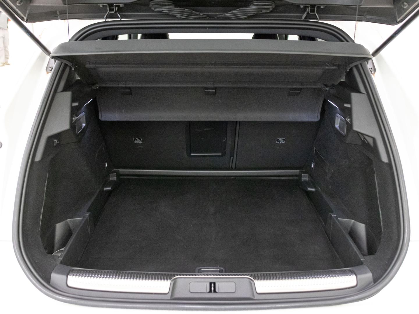 DS DS 7 Crossback E-Tense 1.6 E-Tense 300 PERF. LINE + Auto 4WD