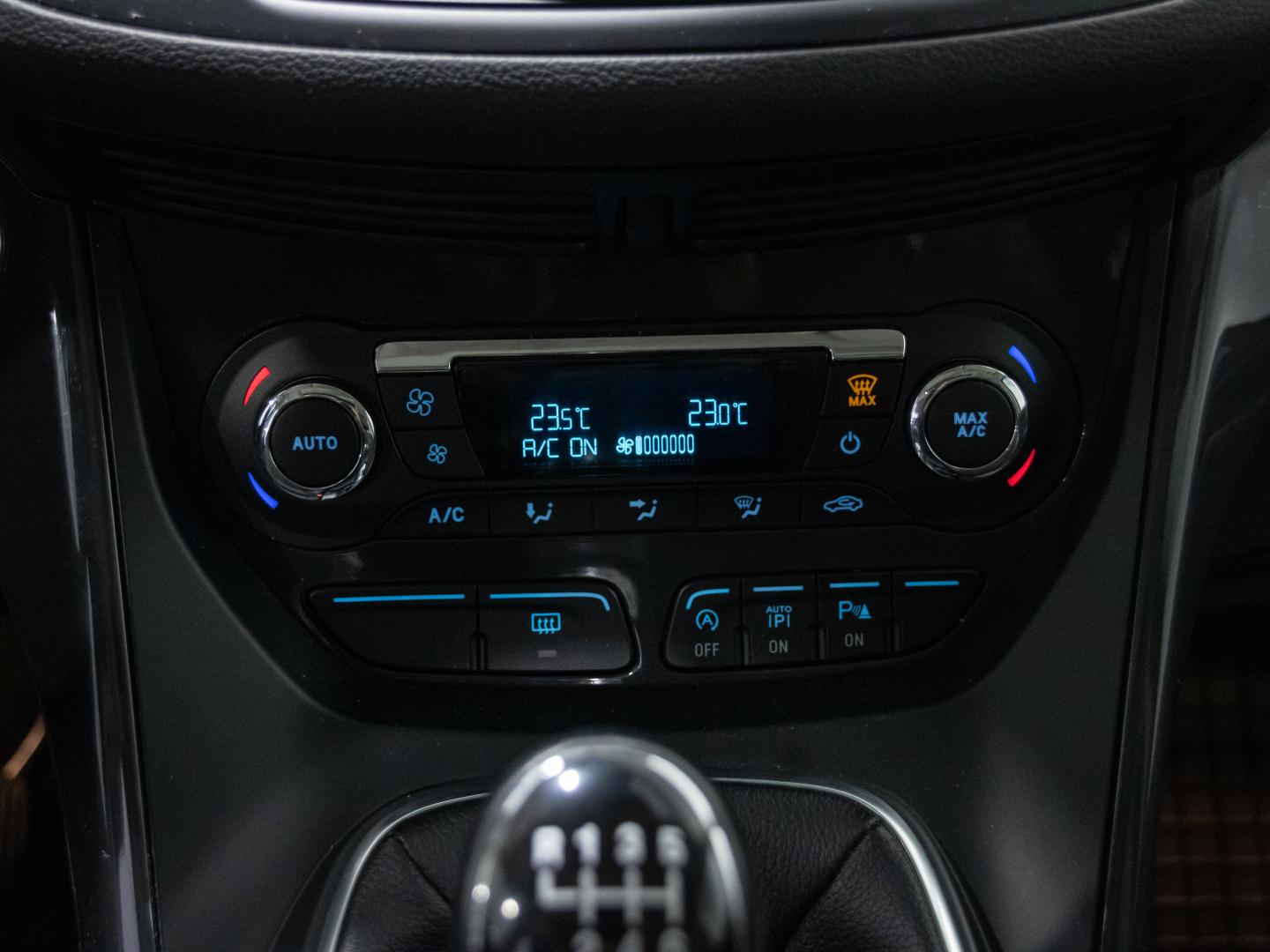 Ford Kuga 2.0 TDCi 150 4x4 A-S-S Titanium