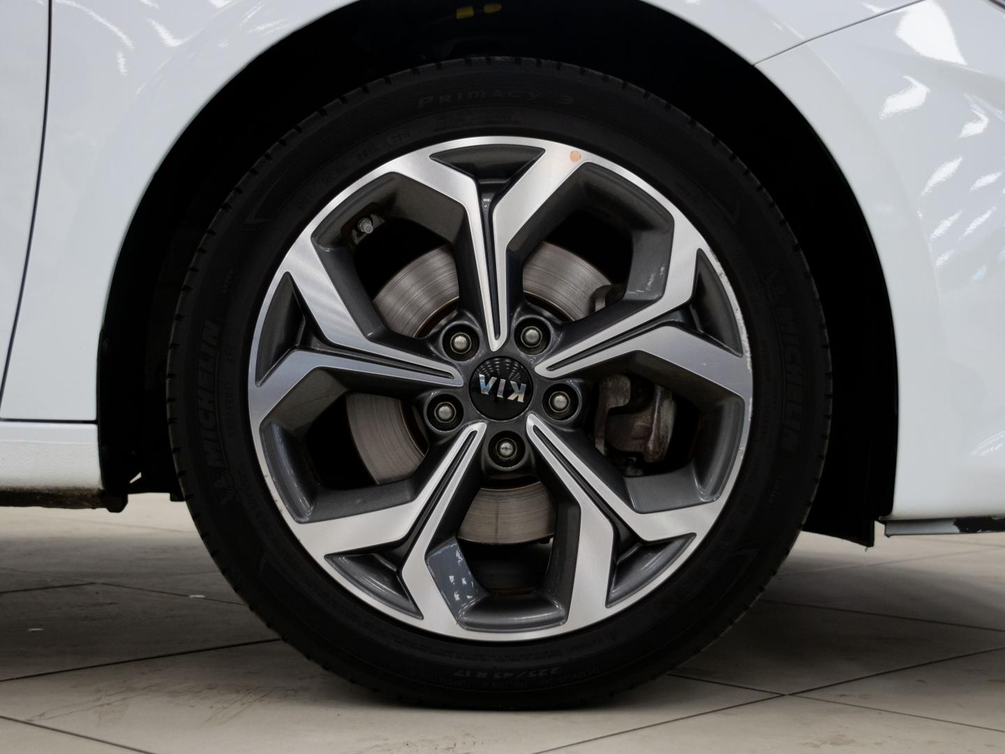 Kia Ceed 1.6 CRDi 100kW (136CV) Tech